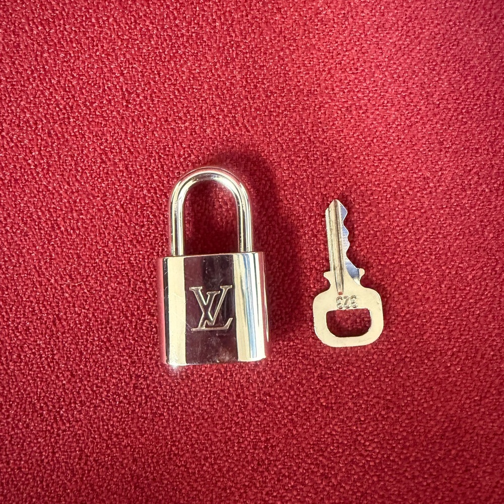 Louis Vuitton Silver Lock and Key #323 - Picture 2 of 6